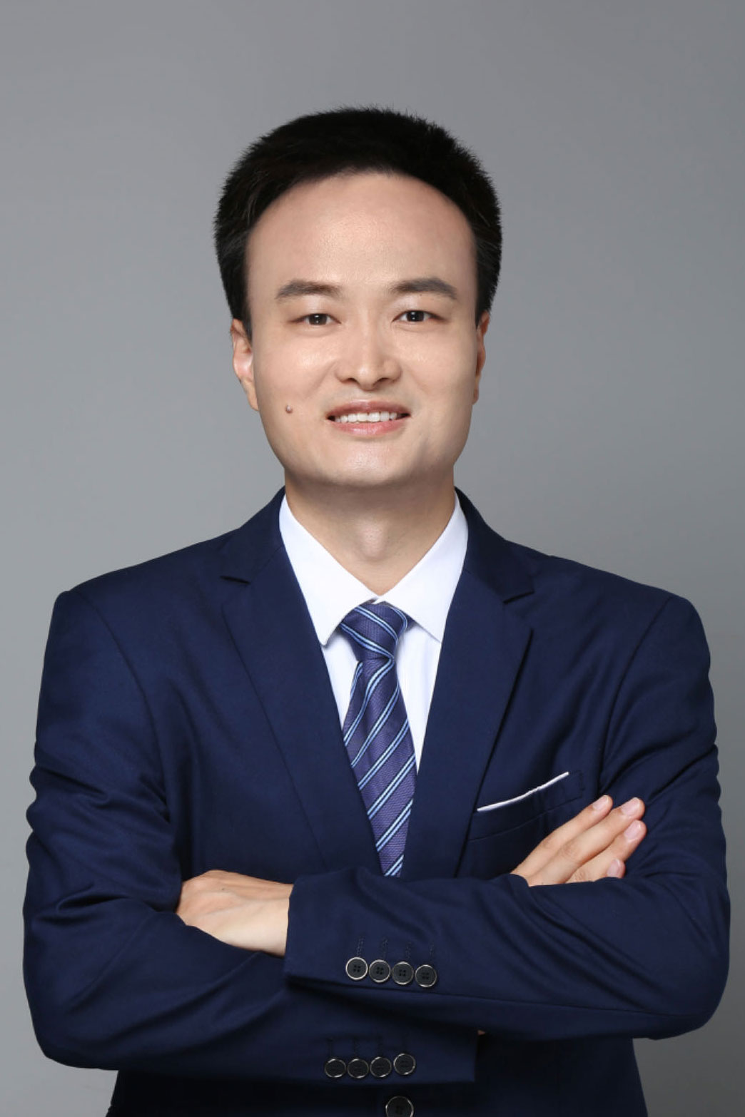 Junliang Zou